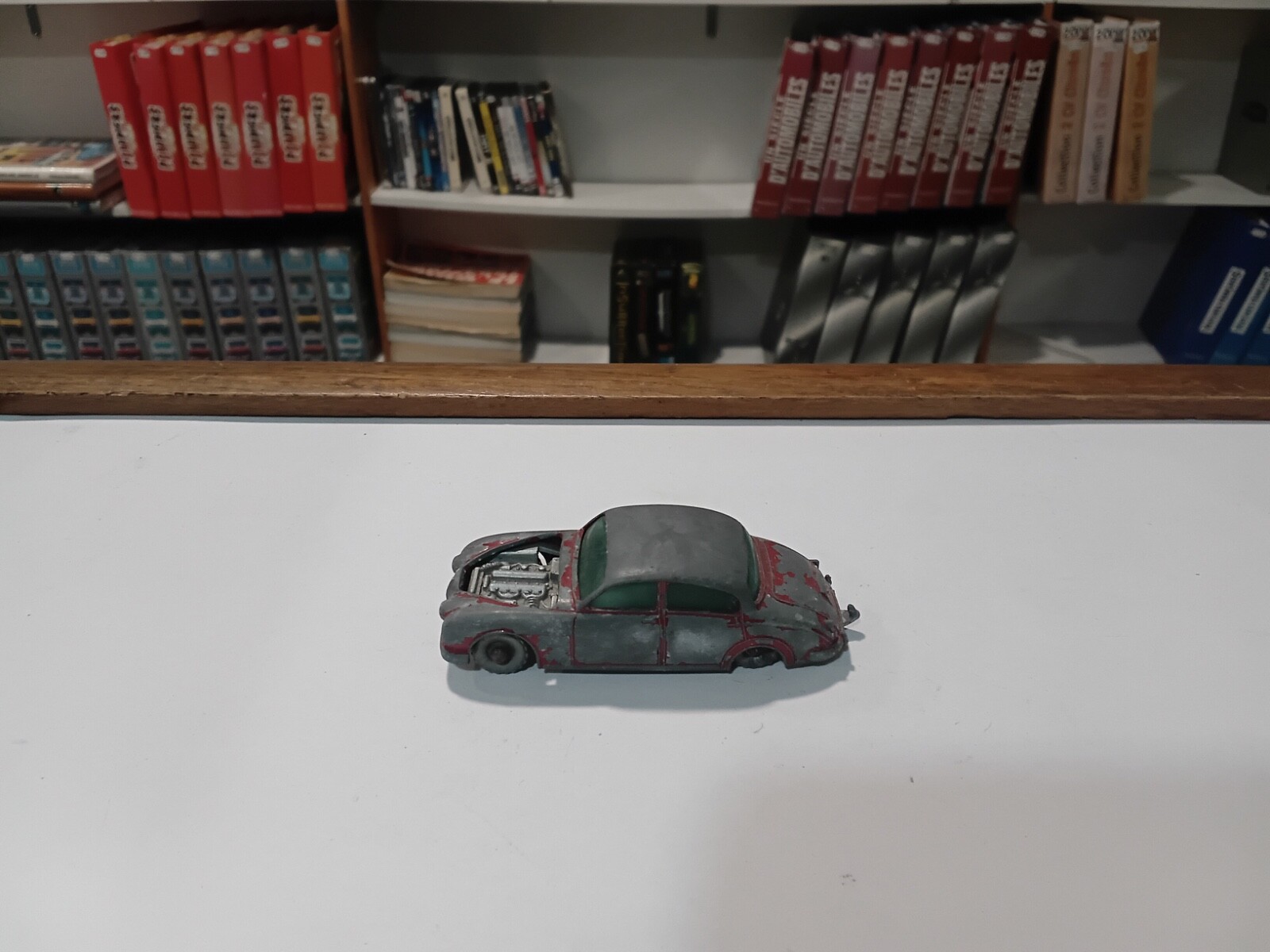 ミニカー MATCHBOX No.65 3-4litre Jaguar Vintage Lesney Jaguar 3.4 Litre Matchbox Car No. 65 Made In