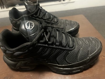 Nike Air Max Plus TN Triple Black Men s Size 9 Black Excellent Condition No Box