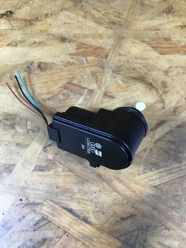 340567 Stellmotor Scheinwerfer links VW Polo IV (9N, 9A) 1J0941295B