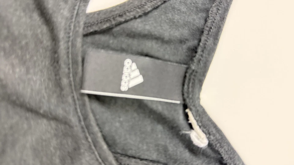 Camiseta sin mangas Adidas para mujer mediana negra con logotipo de espalda deportiva gimnasio correr Foto 2 de 4