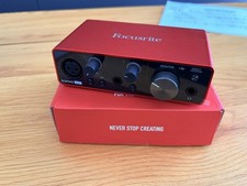 Focusrite Scarlett Solo 3rd Gen USB Audio Int...
