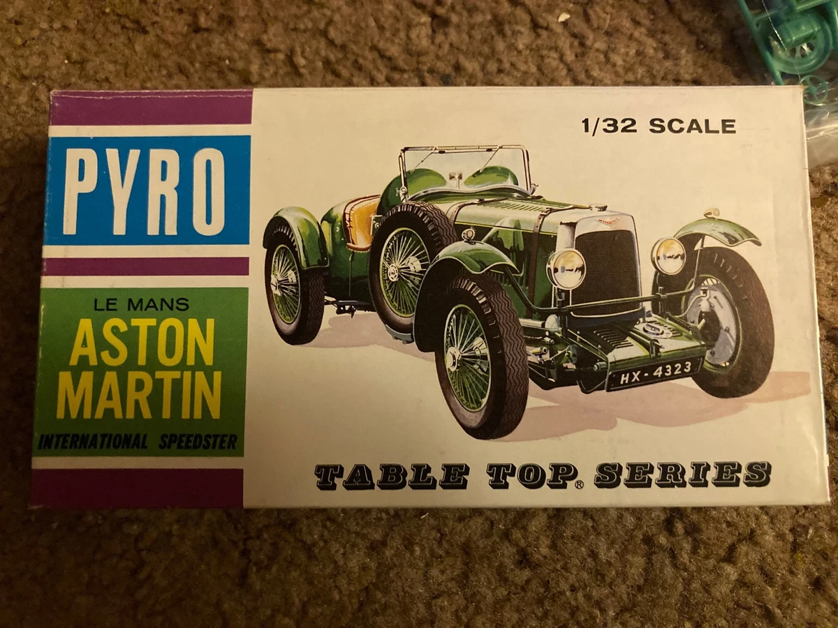 Maquette Aston Martin Le Mans 1/32e - PYRO USA 1966 - À Monter, Très Bon État