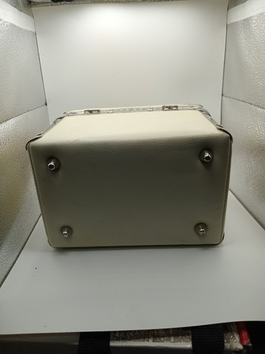 Tango Bag Train Case Cream Leather Silver Latches - Picture 5 of 8