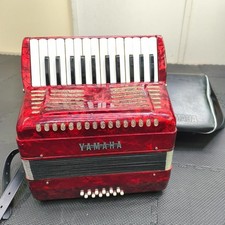 Acordeón Yamaha 25 teclas rojo vintage probado funcionando 386007 instrumento musical