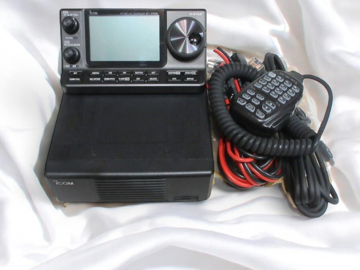 アイコム　IC-7100 IC-7100 | 製品情報 | アイコム