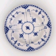 Royal Copenhagen Musselmalet Halbspitze Teller 576