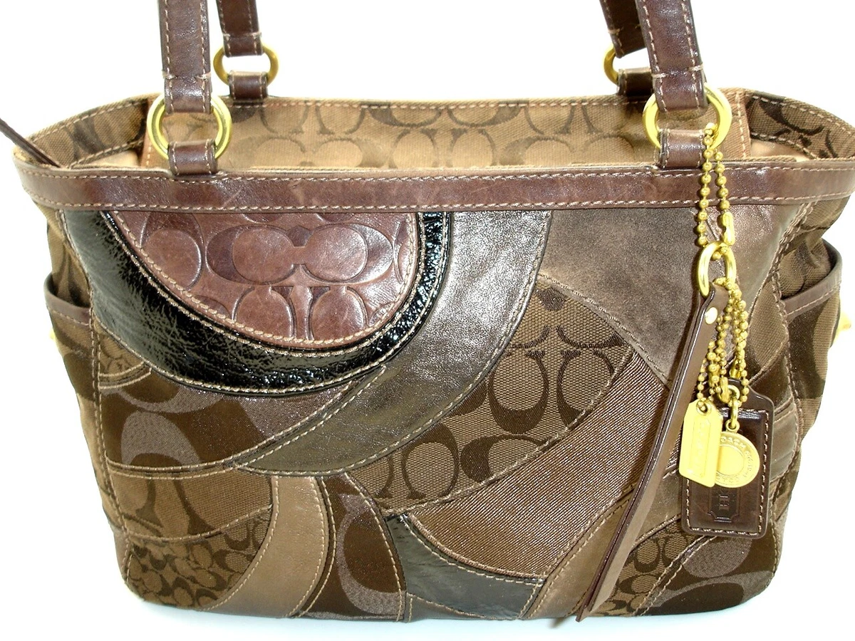 美品✨GUCCI タイガーヘッド ラウンドジップ GG 473953 GUCCI GGスプリーム ジップアラウンド タイガーヘッド 473953