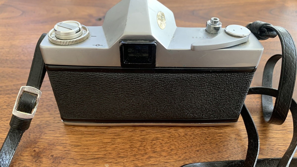 Vintage Ricoh Singlex TLS Camera w/ Auto Rikenon 1 : 1.8 f 55 mm