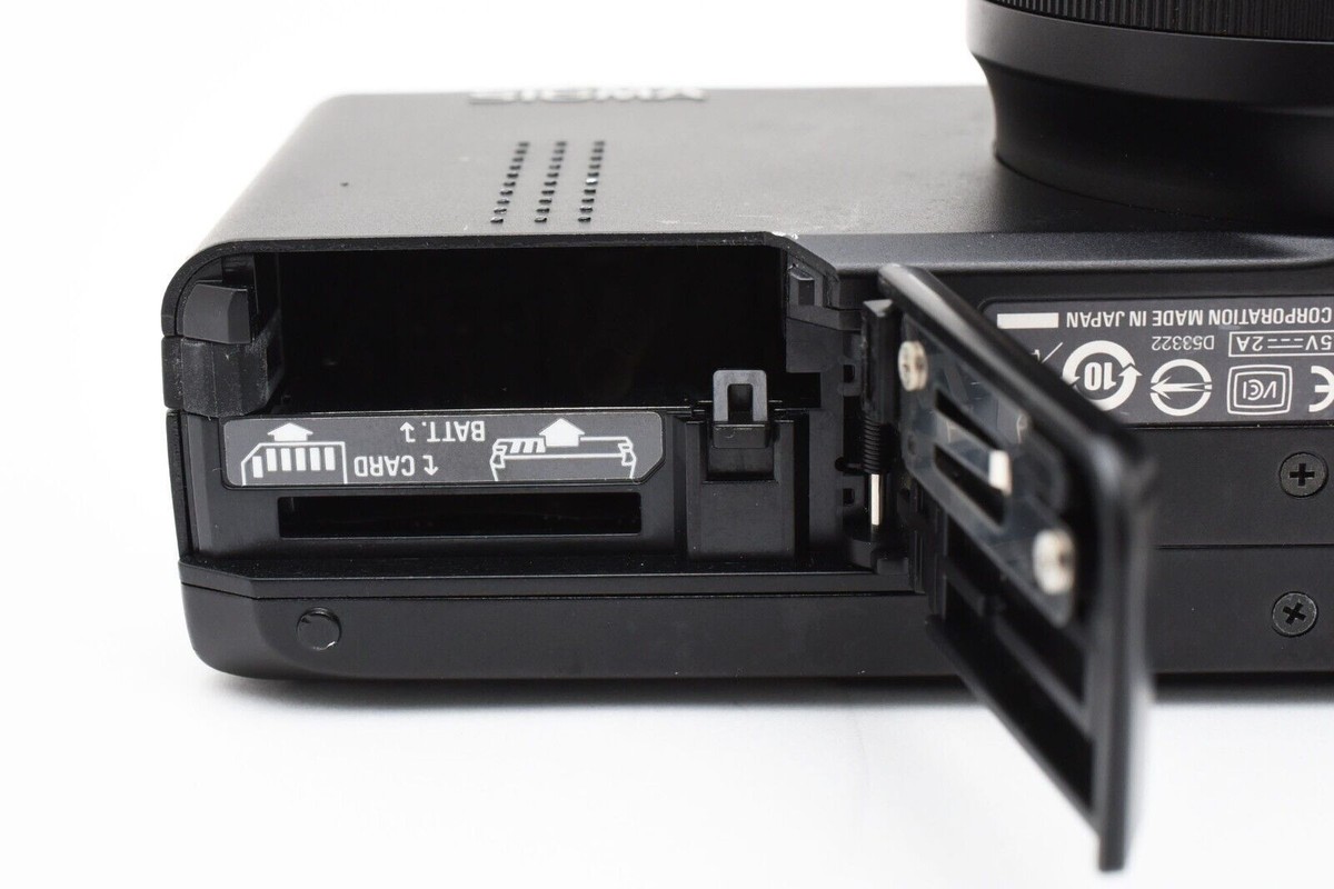 Sigma DP Series DP3 Merrill 46.0MP Digital Camera - Black Sigma DP Series DP3 Merrill 46.0MP Digital Camera - Black