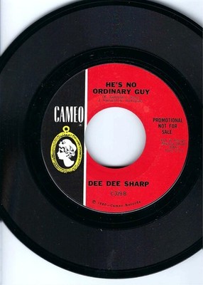 DEE DEE SHARP- ''HE'S NO ORDINARY GUY/NEVER PICK A PRETTY BOY- PROMO- NORTHERN-NM