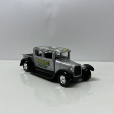 1929 29 Ford Model A Crew Cab Collectible 164 Scale Diecast Diorama Model