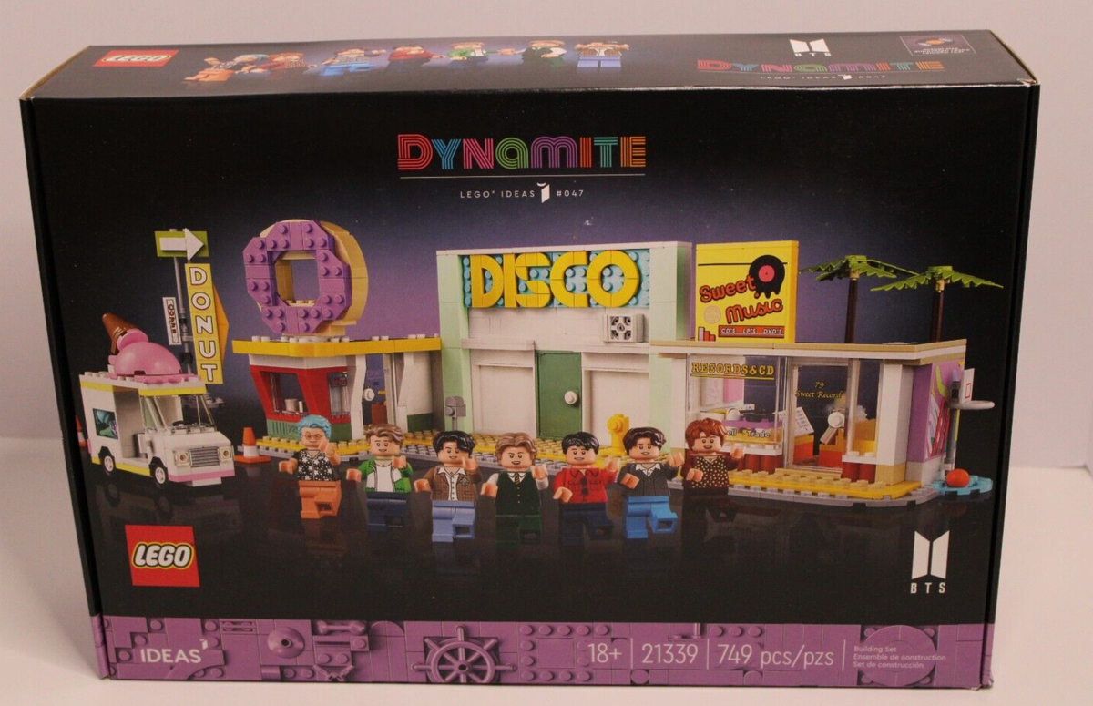 LEGO Ideas BTS Dynamite 21339 Model Kit 7 Minifigures of Famous K