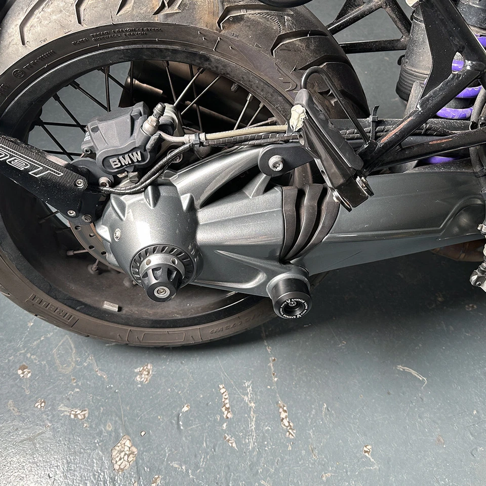 Rear Wheel Axle Sliders Swingarm Crash Guard For BMW R1250R/RS R1200RT/RS/R/GS - Image 2 of 4