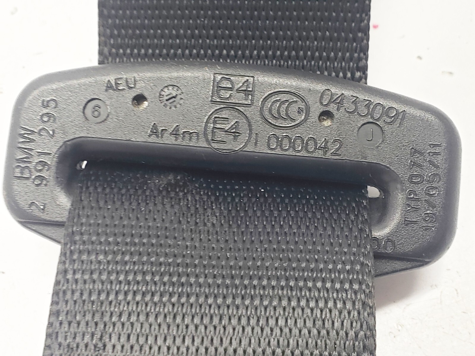 BMW X1 E84 2011 REAR SEAT BELT FITS LEFT OR RIGHT SIDE607051100E eBay