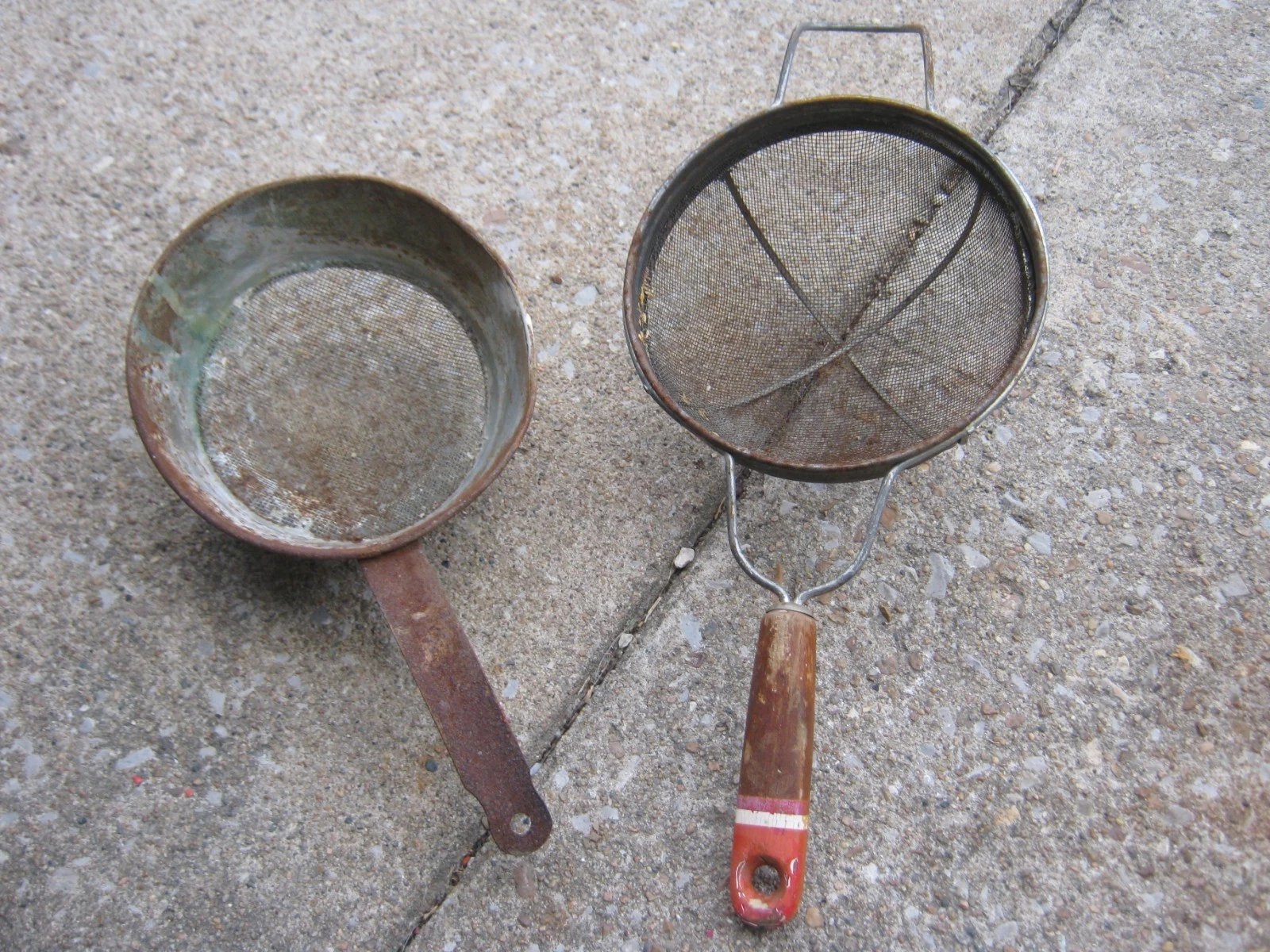2 pc Antique Vintage Tin Metal Strainer Colander Flour Food Strainer great decor