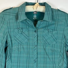 REI Green Plaid Roll Sleeve Lightweight Stretch with Pockets Hiking Shirt Small
