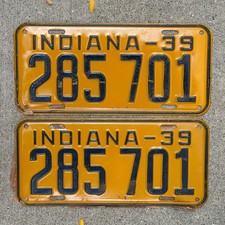 1939 Indiana License Plate Pair Auto Tag Garage Decor Vintage 285701