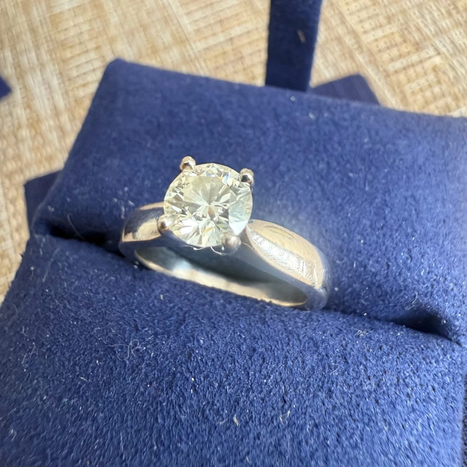 Hearts On Fire Solitaire Diamond Ring - Image 2 of 4