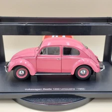 AUTOart 1/18 Volkswagen Beetle 1200 Limousine 1955 Pink Millennium 79775