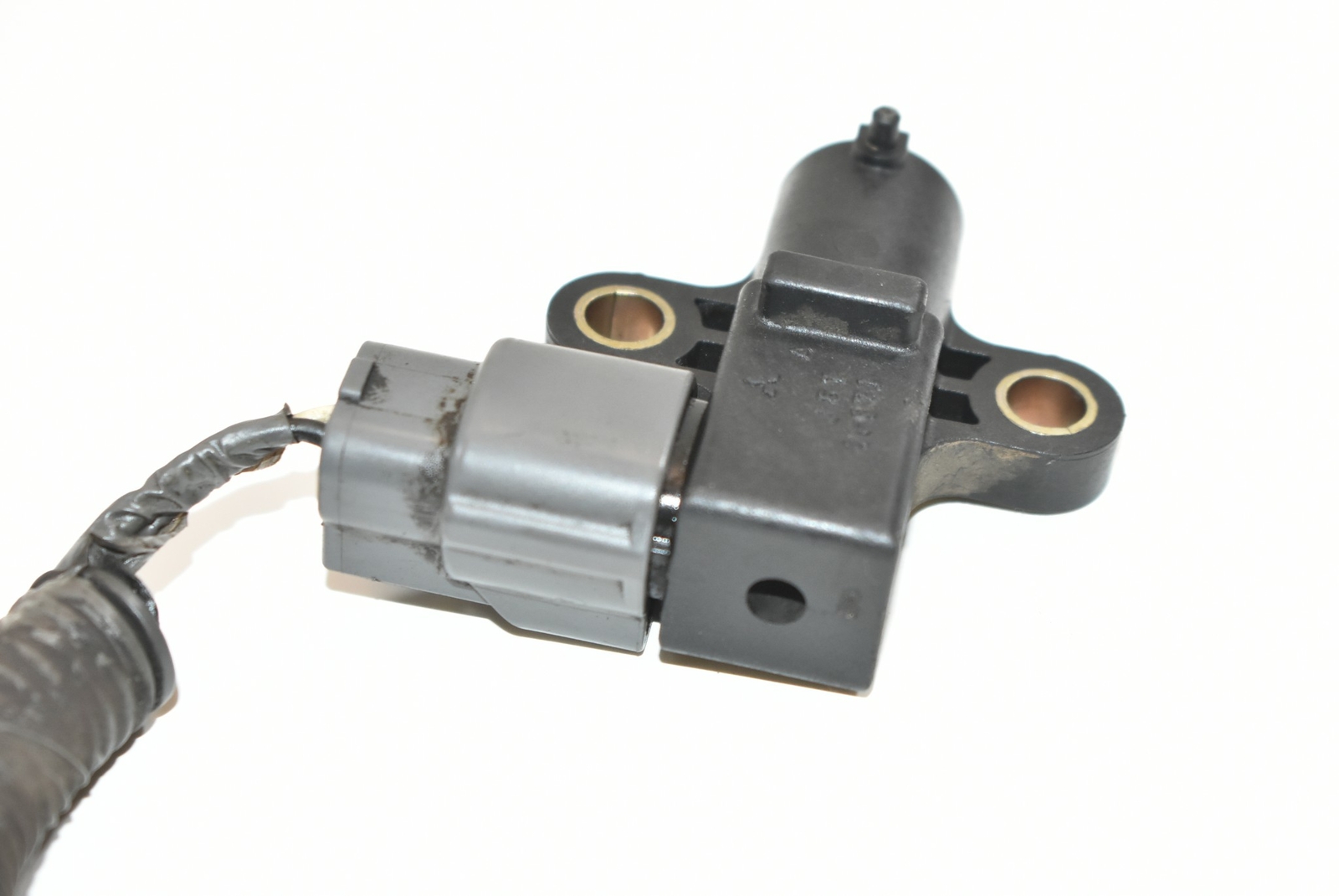 01 02 Infiniti QX4 Crankshaft Position Sensor 2373131U11 eBay