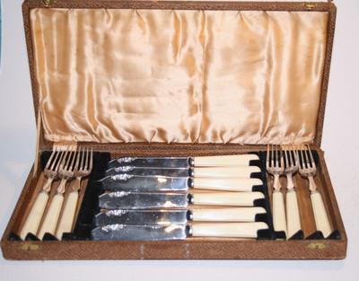 Vintage Fischbesteck Set für 6 Gedecke - unbenutzt mit Koffer.
