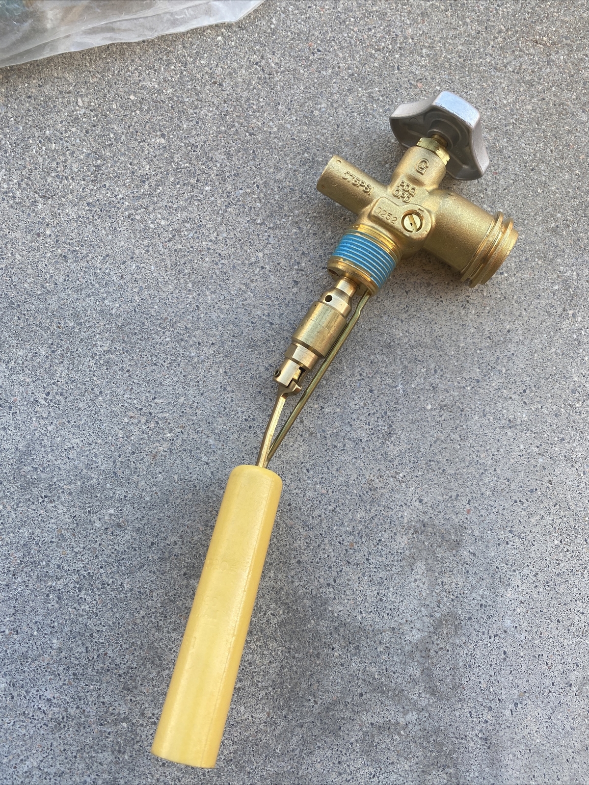 Lot Of 5 Muellar #112-002 Compact Cylinder Valve,No 112-002,  Mueller Industries