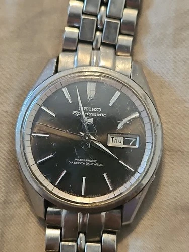 Vintage Automatic Seiko 5 Sportsmatic 21 Jewel Watch 6619-8060