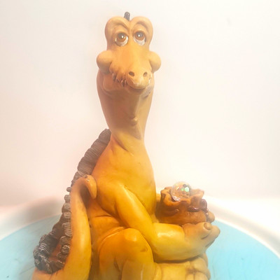 World of Krystonia Stoope Dragon With Crystal Made in England