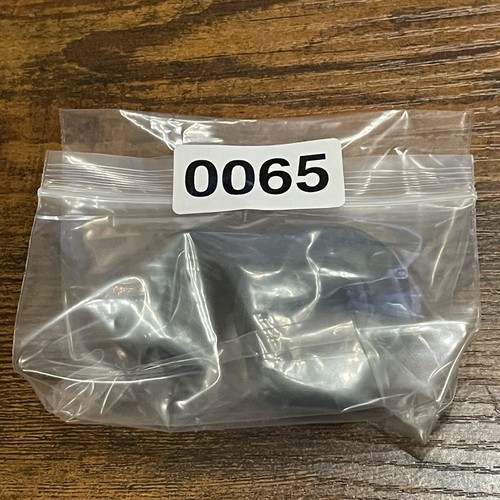 🐝Mercedes W164 W203 C209 Front Bumper Side Mount Guide A 2038800130 OEM #️⃣0065 - Picture 9 of 9