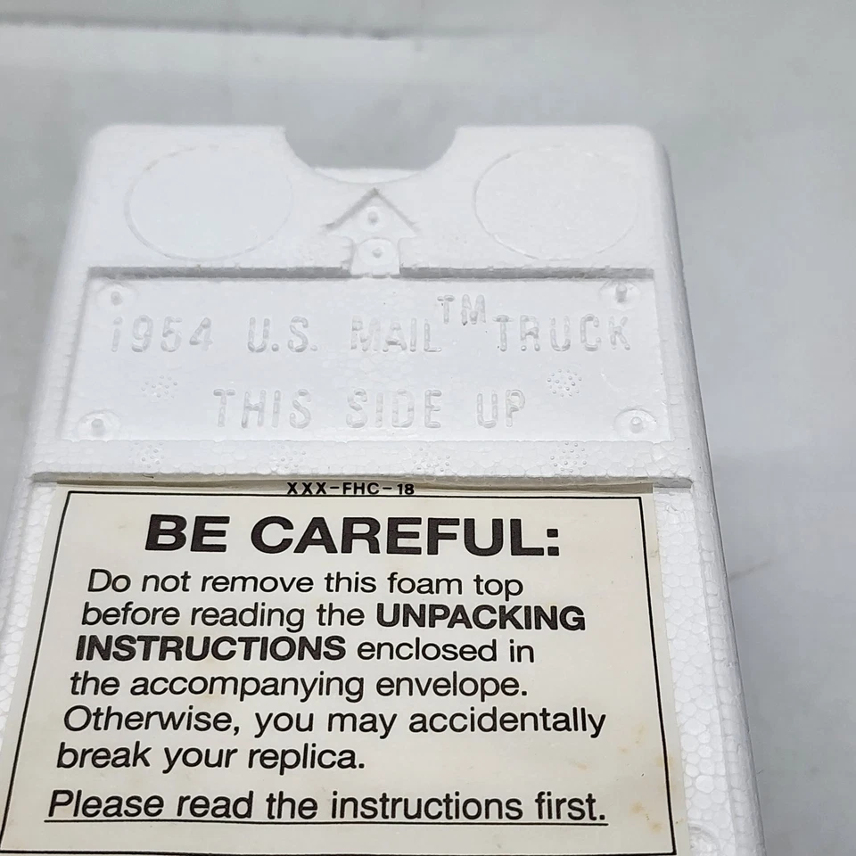 Camión de correo Danbury 1954 Jeep modelo 063-004 raro con caja muy buen estado sin título Foto 4 de 4