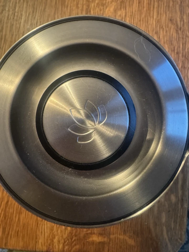 Tetera Lotus The Purist Foto 2 de 4