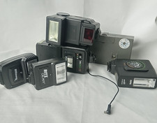 ASSORTED VINTAGE CAMERA FLASH LOT-UNTESTED