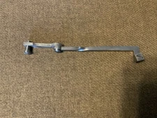 WHEELER & WILSON W9 Feed Connection With Screws