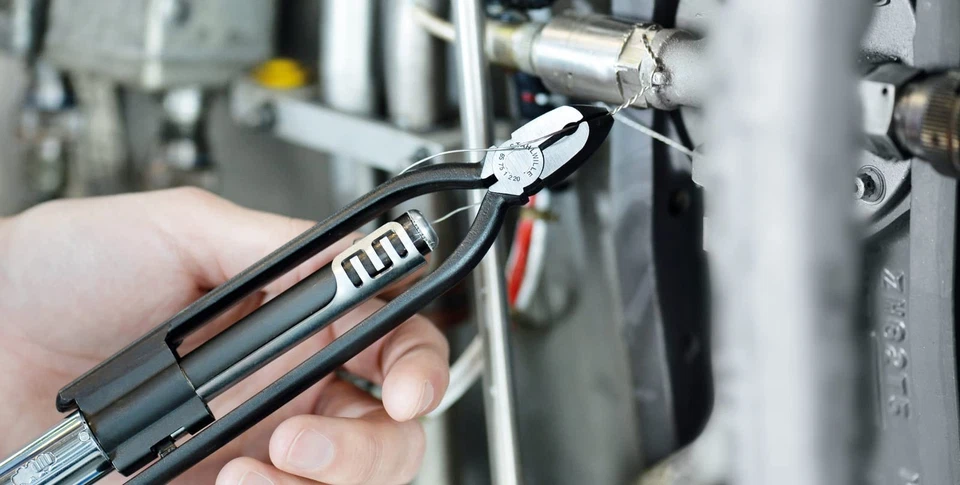 Alicate de torsión de alambre 65751220, hecho de cromo vanadio con acabado de pistola en el... Foto 2 de 2