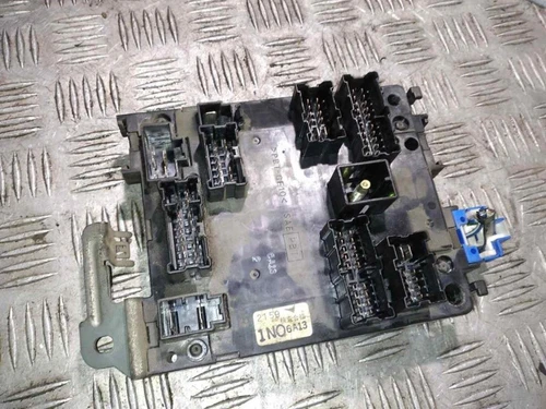 243501N000F Porta Fusibili per NISSAN ALMERA (N15) Competence (1998) 1996 456074 - Foto 3 di 3