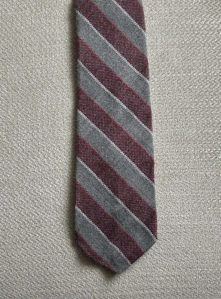 VTG REPP Regal Designer Collection Men Skinny Necktie 100% Acrylic - Image 3 of 4