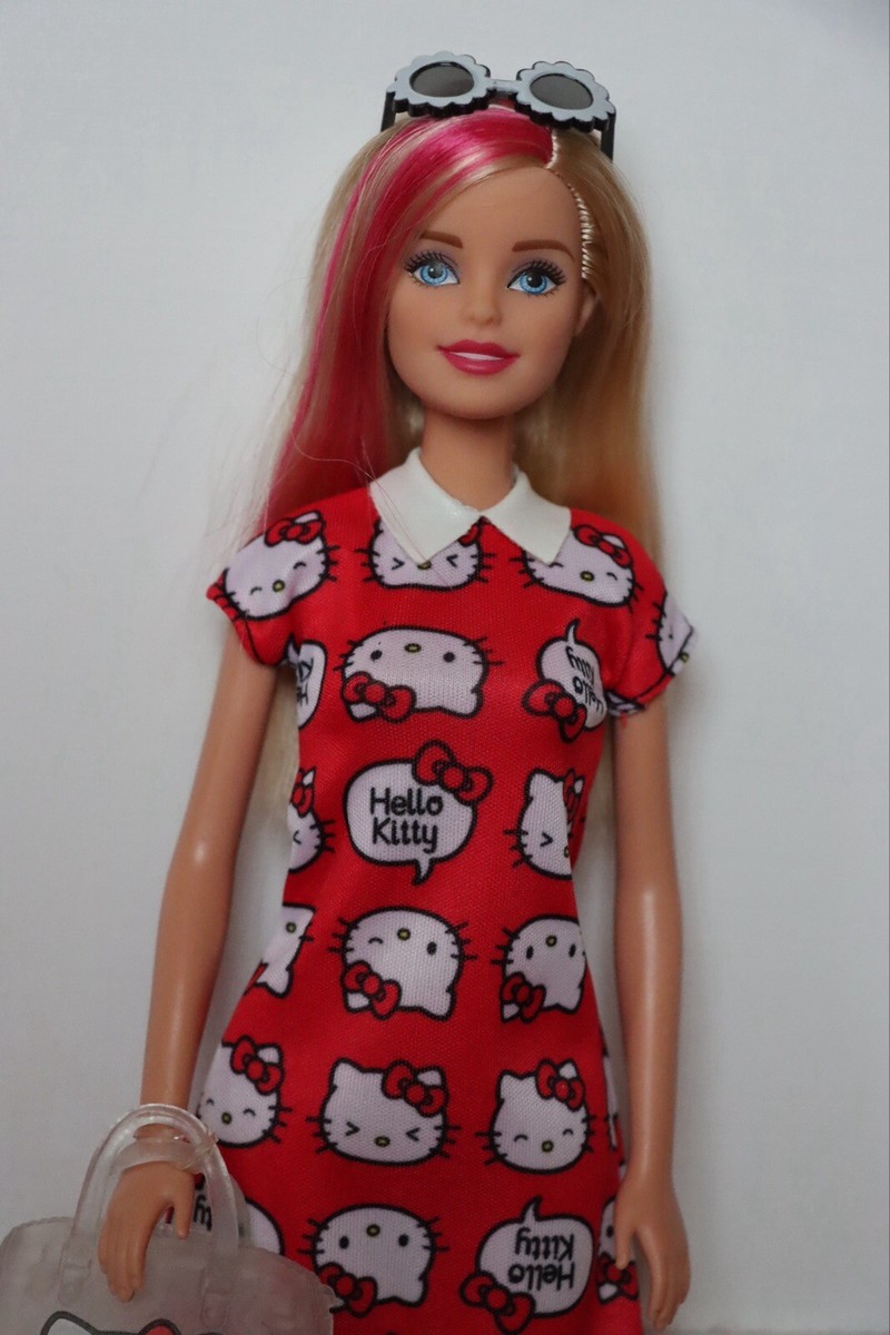バービー キティコラボ 1000体限定