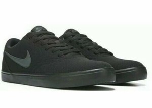 843896 nike