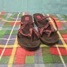 Teva Mush Sandels Womens Size 9W Purple Pink Abstract Flip Flops Mandalyn