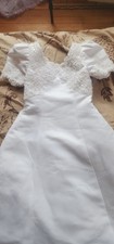 Santa Monica Childrens Size 5 Gown - Needs To Be Dry Cleaned