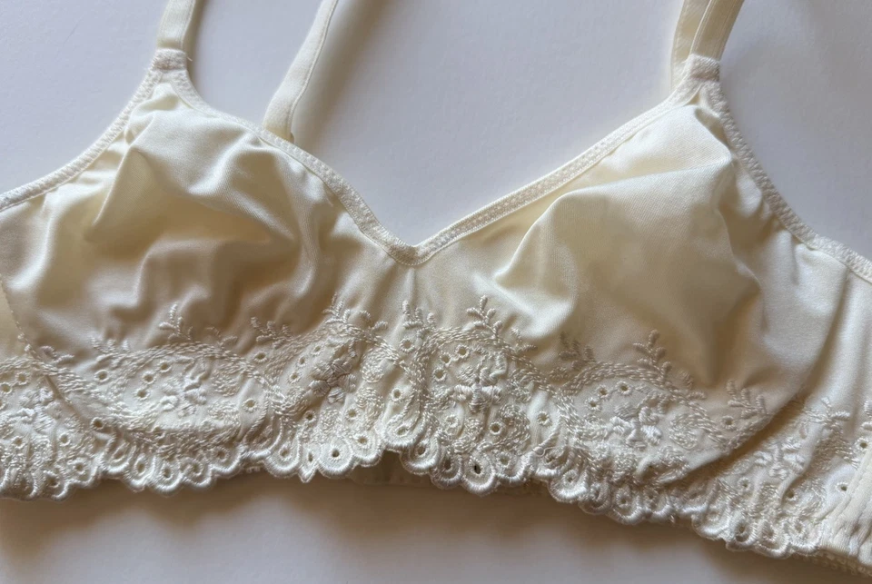 Sujetador con aros 36 A Olga 33042 vintage simplemente sedoso satinado años 90 marfil Foto 2 de 4