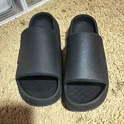 Nike Men's Black Slide Sandals Rubber Upper Logo Slip-On US 7.5