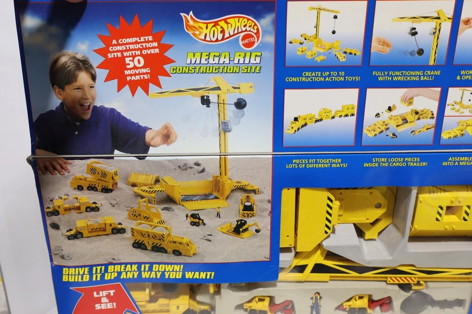1996 Sealed Mattel Hot Wheels Mega-Rig Construction Site Super Truck CAT Playset - Image 2 of 4