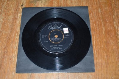 7'' inch Vinyl Record. The Beach Boys. God only Knows/Wouldn't it be Nice CL15459