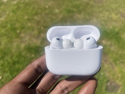 Apple Airpods Pro 3 Wireless Active Noise Cancelling Earbuds