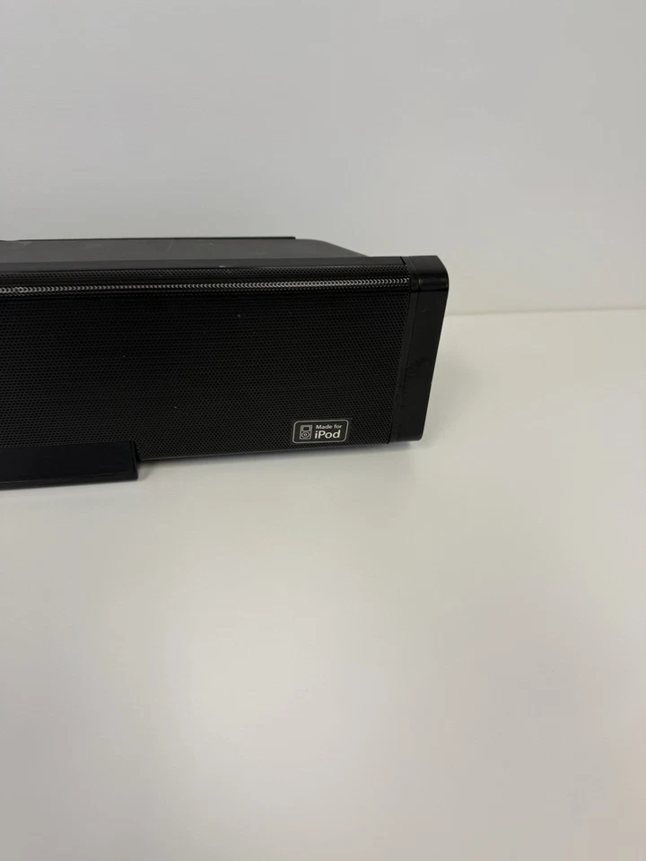 iLive Ultra Slim Bar Speaker IT188B Soundbar radio / iPod iPhone Speaker Dock - Image 4 of 4