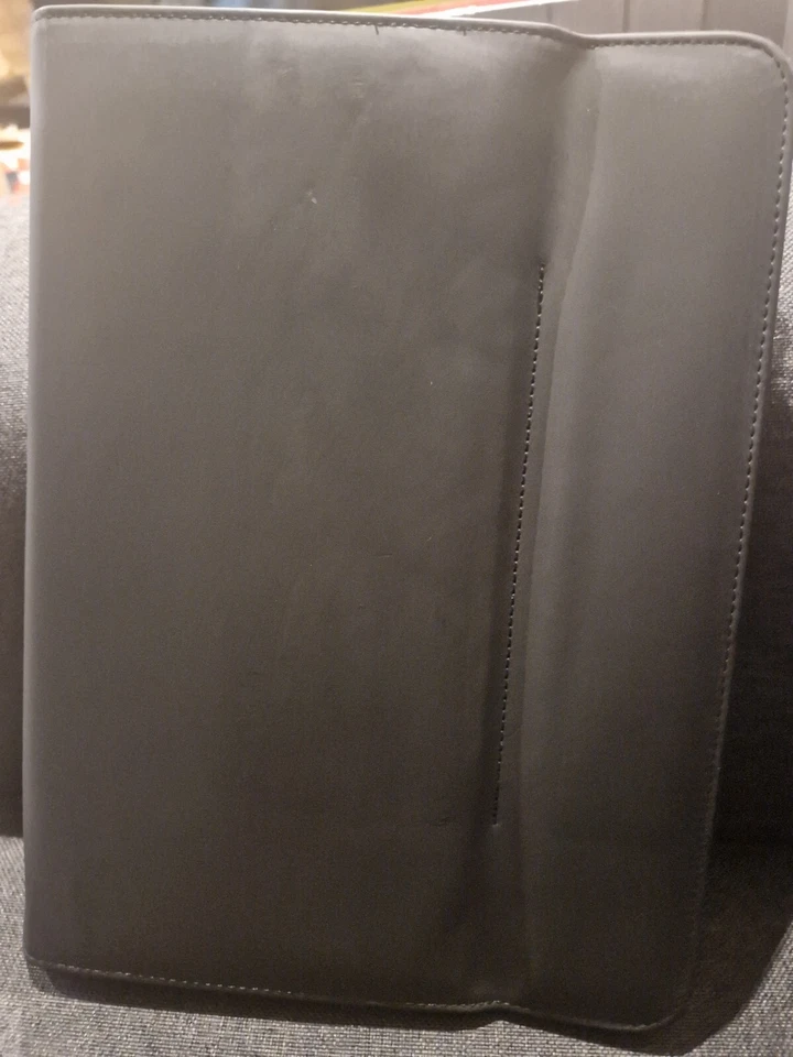 LOGIK 10 - 11"  Tablet Starter Kit Black Case only no Pen or Screen Protector - Image 3 of 4