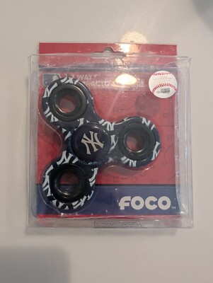 New York Yankees MLB Three Way Diztracto Fidget Spinner Brand New Open Box