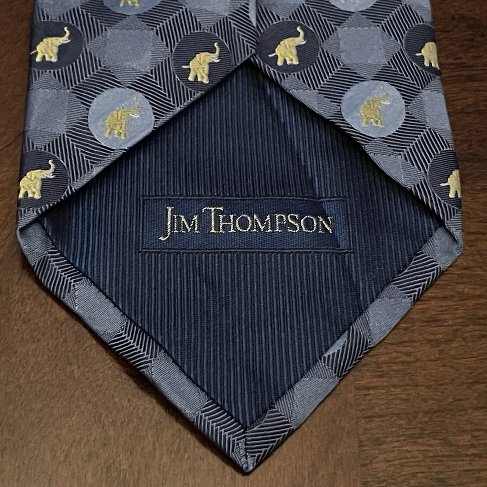 Corbata de Colección Jim Thompson Azul Seda Para Hombre Hecha en Tailandia Estampado de Elefante Foto 2 de 4