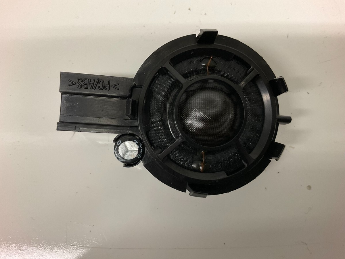 05-11 Volvo S40 V50 Dynaudio Rear Door Tweeter Speaker 30752883